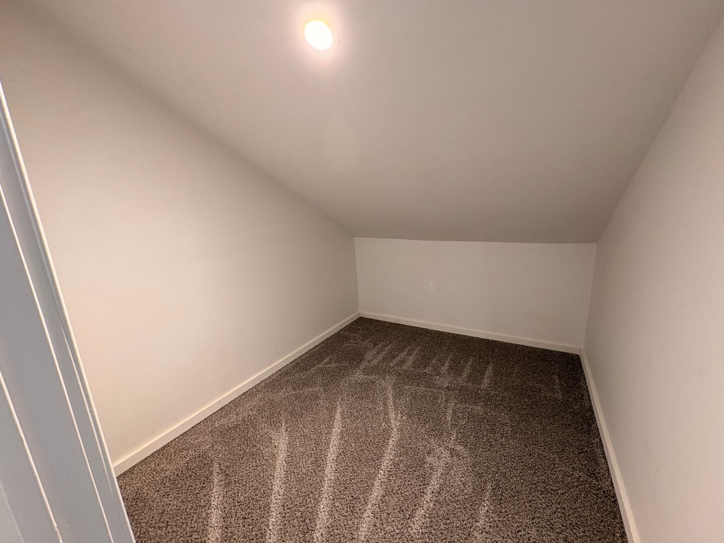 131 Alpine Ct - Ontario - California - 3 bed, 3 bath rental property