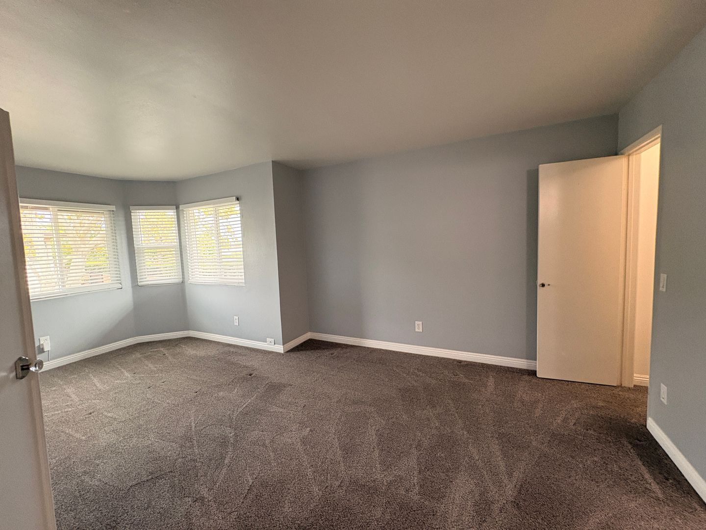 131 Alpine Ct - Ontario - California - 3 bed, 3 bath rental property