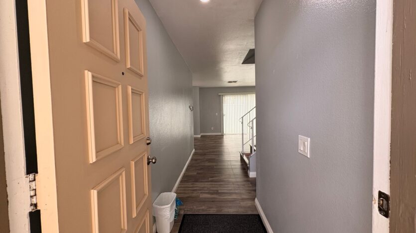 131 Alpine Ct - Ontario - California - 3 bed, 3 bath rental property