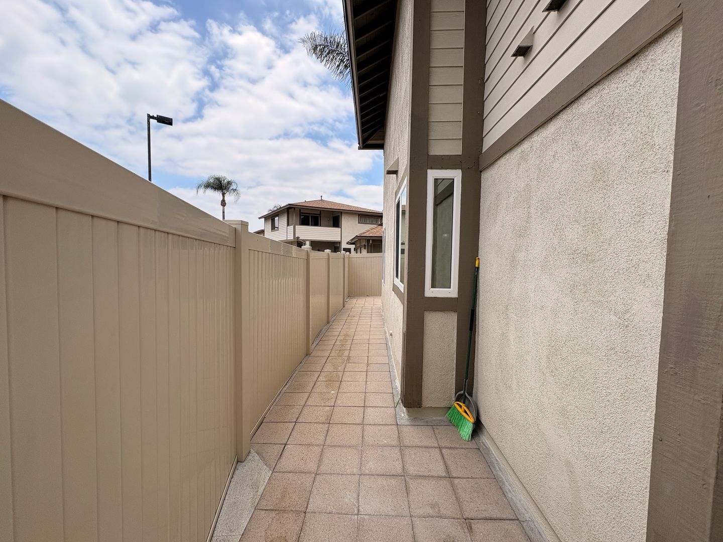 131 Alpine Ct - Ontario - California - 3 bed, 3 bath rental property