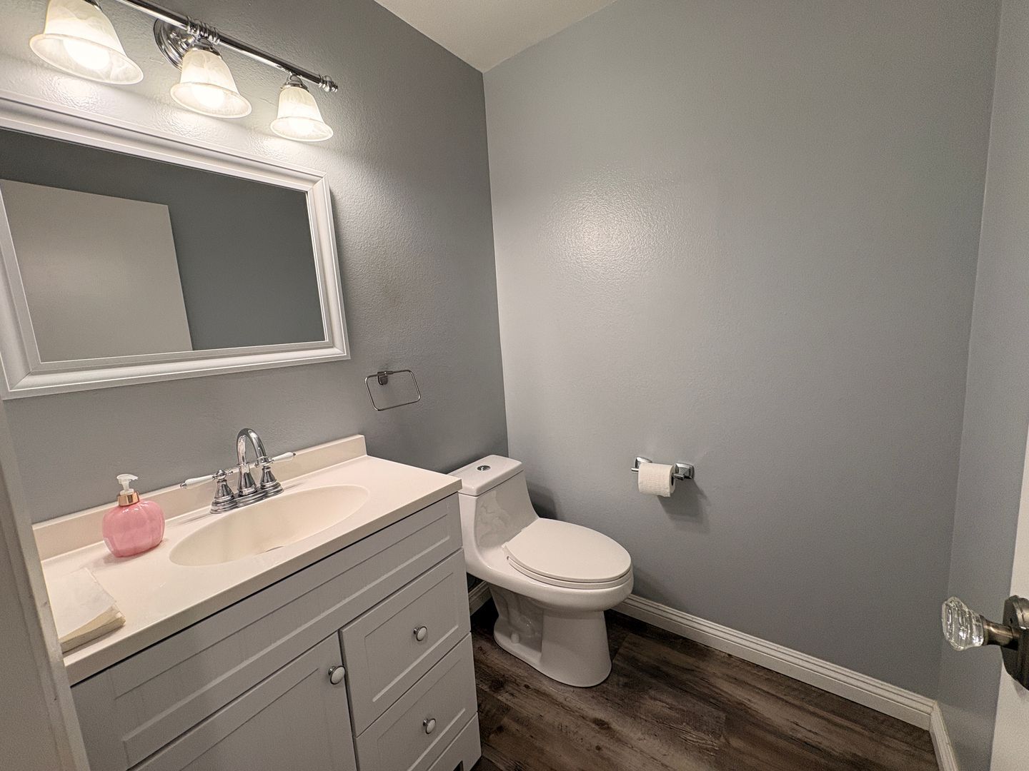 131 Alpine Ct - Ontario - California - 3 bed, 3 bath rental property