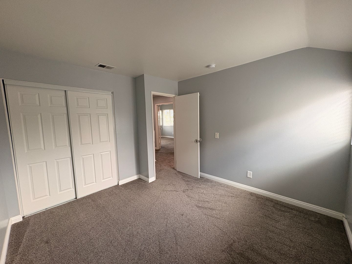 131 Alpine Ct - Ontario - California - 3 bed, 3 bath rental property