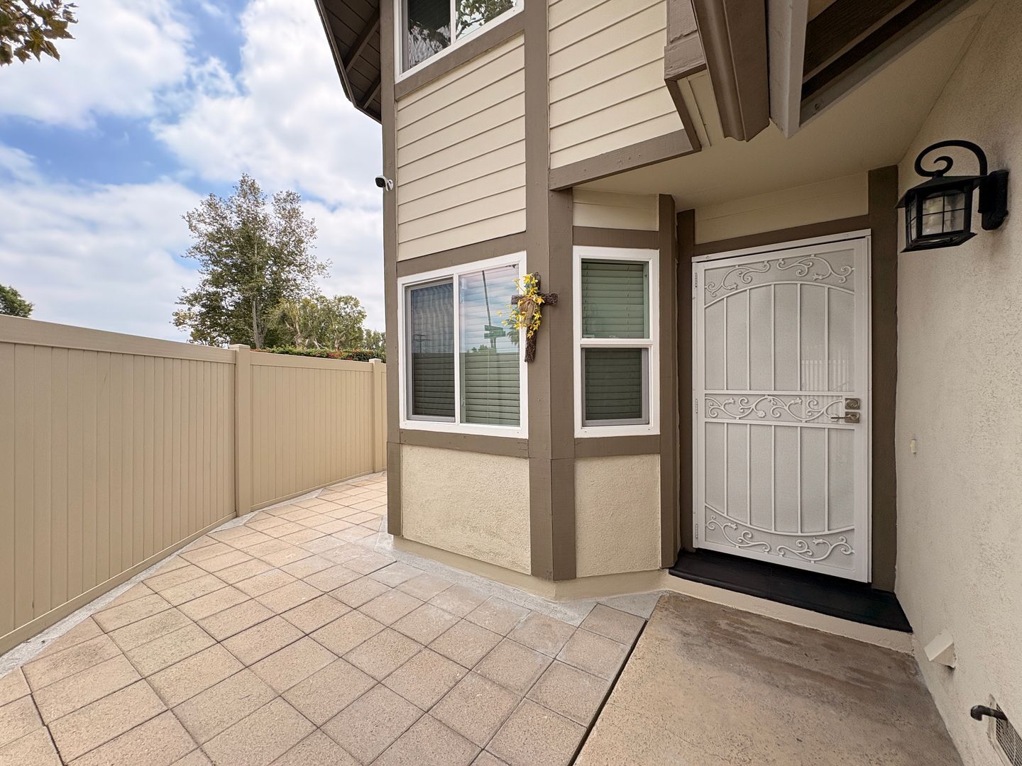 131 Alpine Ct - Ontario - California - 3 bed, 3 bath rental property