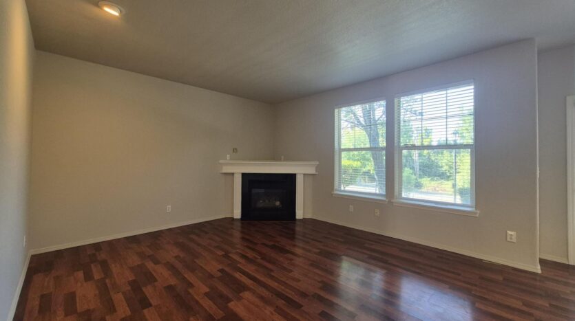 1311 SW Edgefield Meadows Ct. - Troutdale - Oregon - 3 bed, 2 bath rental property