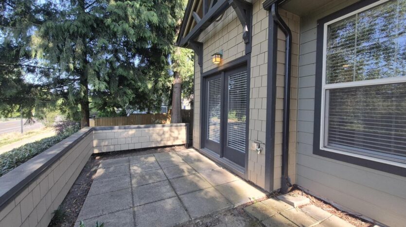 1311 SW Edgefield Meadows Ct. - Troutdale - Oregon - 3 bed, 2 bath rental property