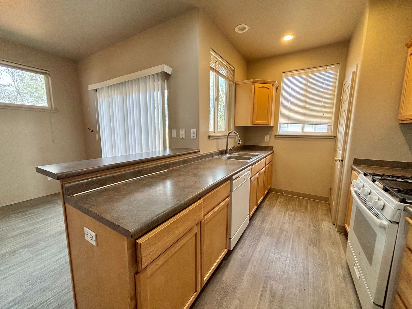 14 SE McKinley Ave - 1 - Bend - Oregon - 3 bed, 2.5 bath rental property