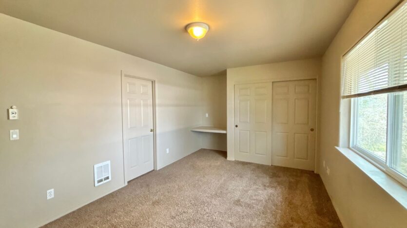 14 SE McKinley Ave - 1 - Bend - Oregon - 3 bed, 2.5 bath rental property