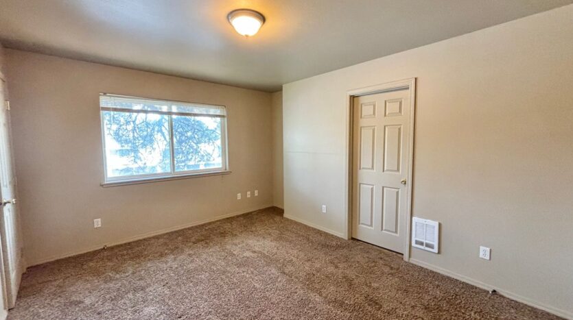 14 SE McKinley Ave - 1 - Bend - Oregon - 3 bed, 2.5 bath rental property