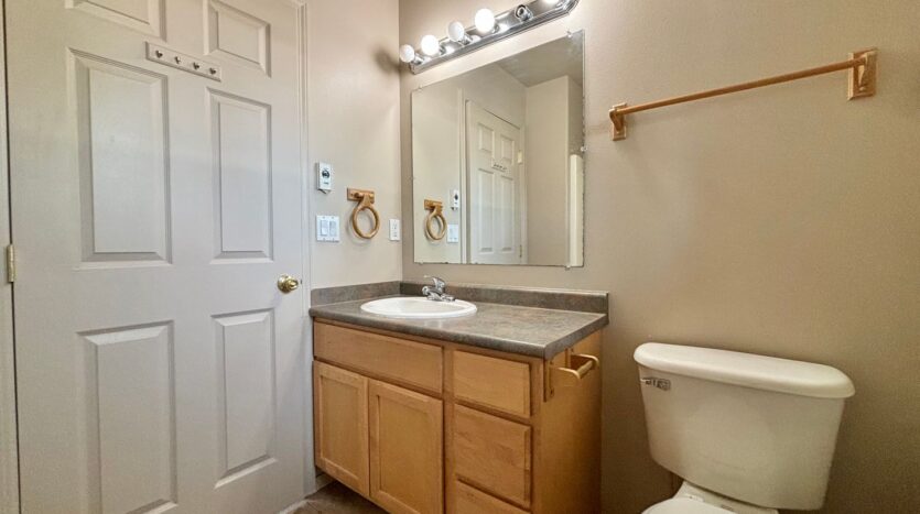 14 SE McKinley Ave - 1 - Bend - Oregon - 3 bed, 2.5 bath rental property
