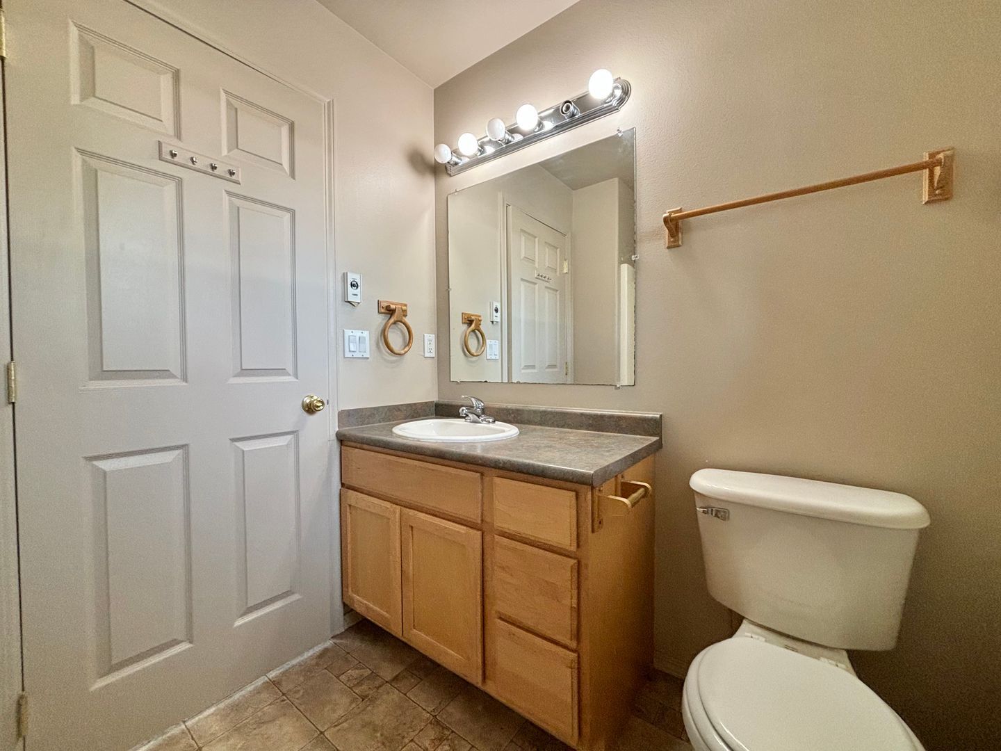 14 SE McKinley Ave - 1 - Bend - Oregon - 3 bed, 2.5 bath rental property