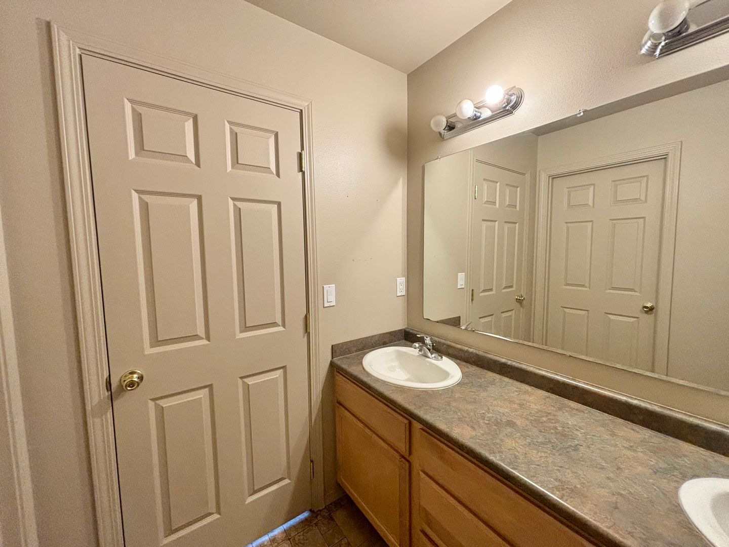 14 SE McKinley Ave - 1 - Bend - Oregon - 3 bed, 2.5 bath rental property