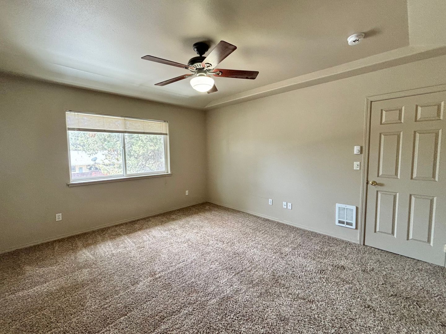 14 SE McKinley Ave - 1 - Bend - Oregon - 3 bed, 2.5 bath rental property