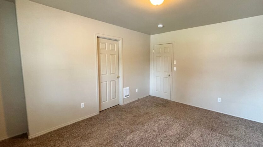 14 SE McKinley Ave - 1 - Bend - Oregon - 3 bed, 2.5 bath rental property