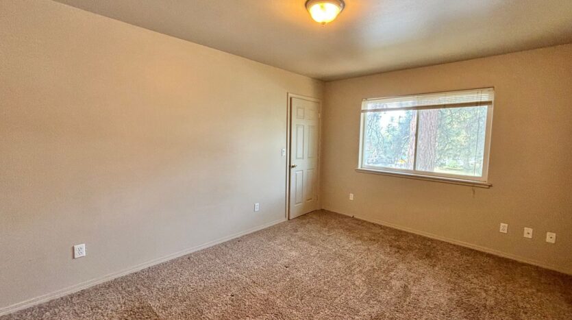 14 SE McKinley Ave - 1 - Bend - Oregon - 3 bed, 2.5 bath rental property