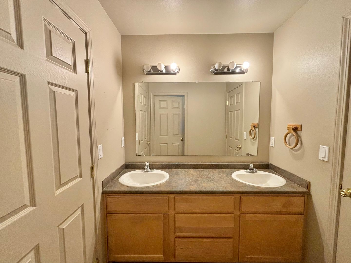 14 SE McKinley Ave - 1 - Bend - Oregon - 3 bed, 2.5 bath rental property