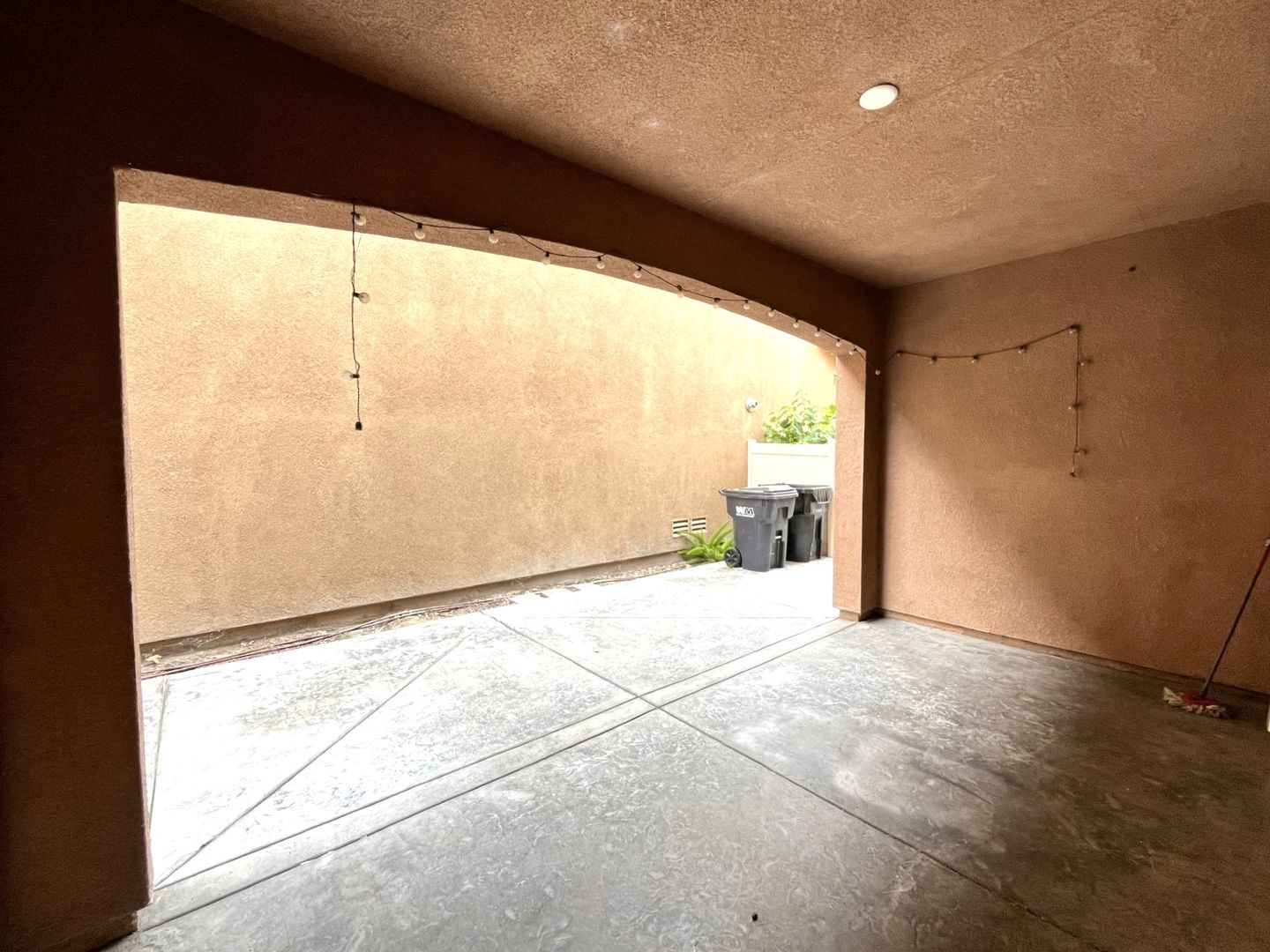14601 Serenade Dr - Corona - California - 4 bed, 2.5 bath rental property