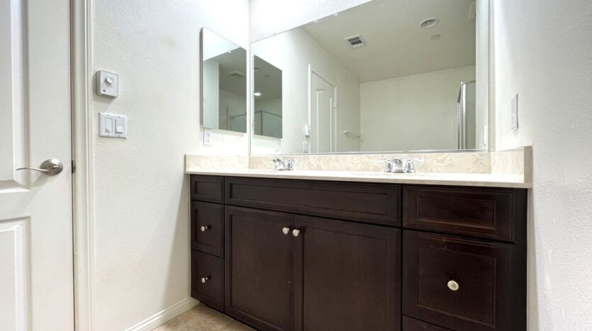 14601 Serenade Dr - Corona - California - 4 bed, 2.5 bath rental property