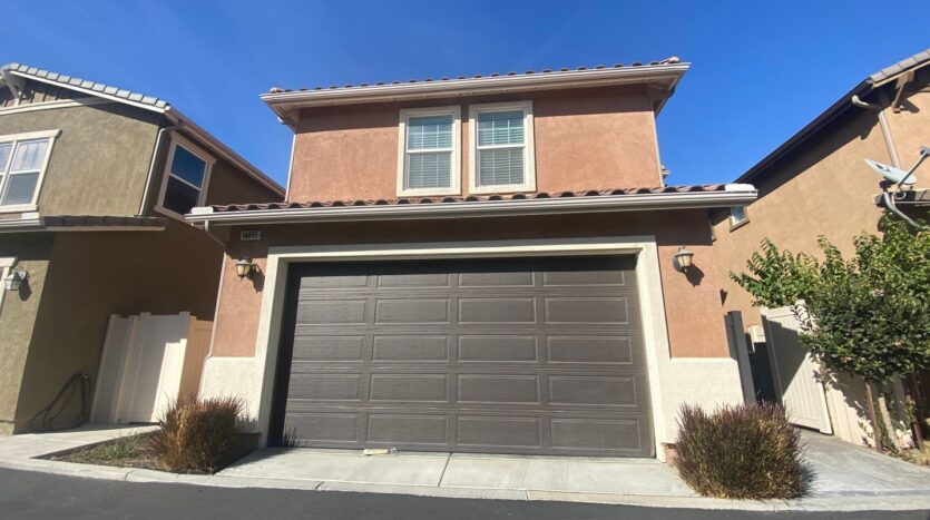 14601 Serenade Dr - Corona - California - 4 bed, 2.5 bath rental property