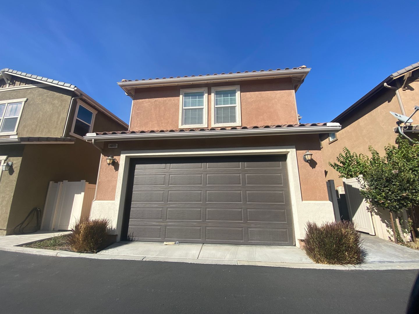 14601 Serenade Dr - Corona - California - 4 bed, 2.5 bath rental property