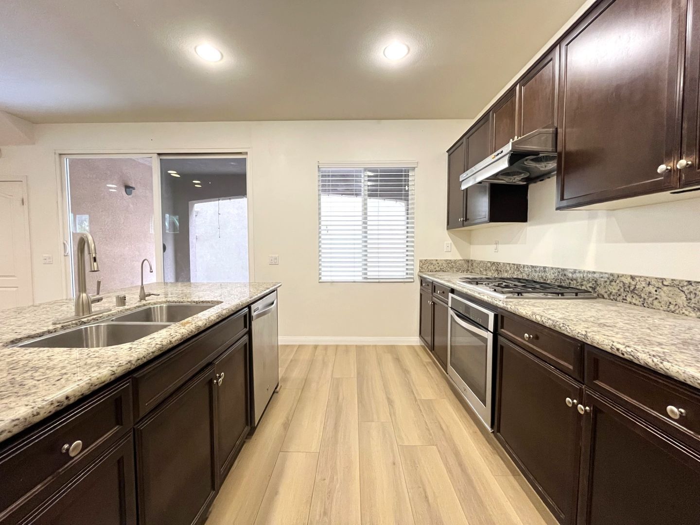 14601 Serenade Dr - Corona - California - 4 bed, 2.5 bath rental property