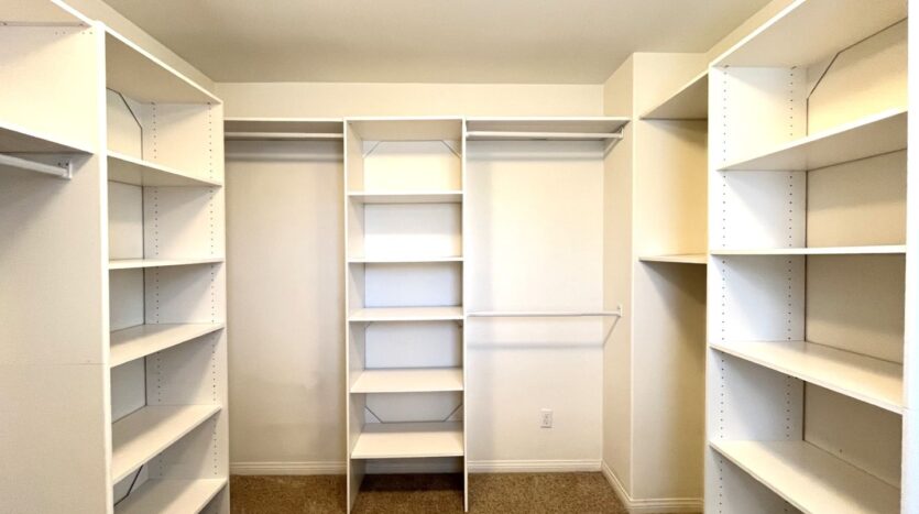 14601 Serenade Dr - Corona - California - 4 bed, 2.5 bath rental property