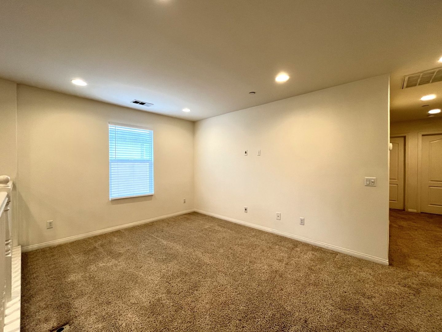 14601 Serenade Dr - Corona - California - 4 bed, 2.5 bath rental property