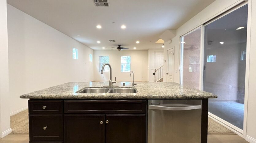 14601 Serenade Dr - Corona - California - 4 bed, 2.5 bath rental property