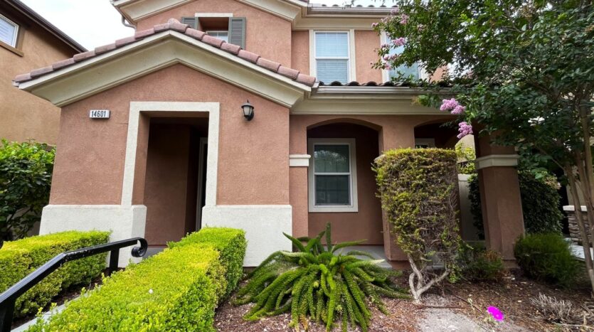 14601 Serenade Dr - Corona - California - 4 bed, 2.5 bath rental property