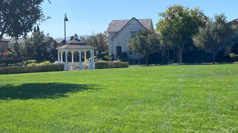 14601 Serenade Dr - Corona - California - 4 bed, 2.5 bath rental property