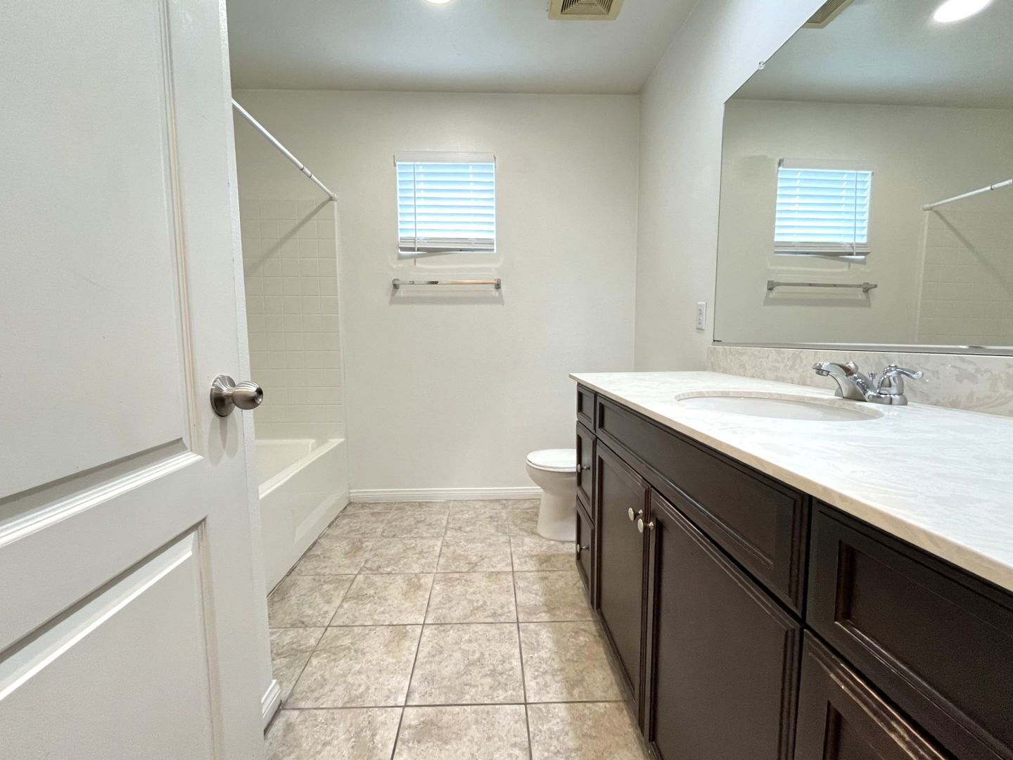 14601 Serenade Dr - Corona - California - 4 bed, 2.5 bath rental property