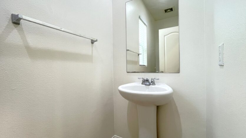 14601 Serenade Dr - Corona - California - 4 bed, 2.5 bath rental property