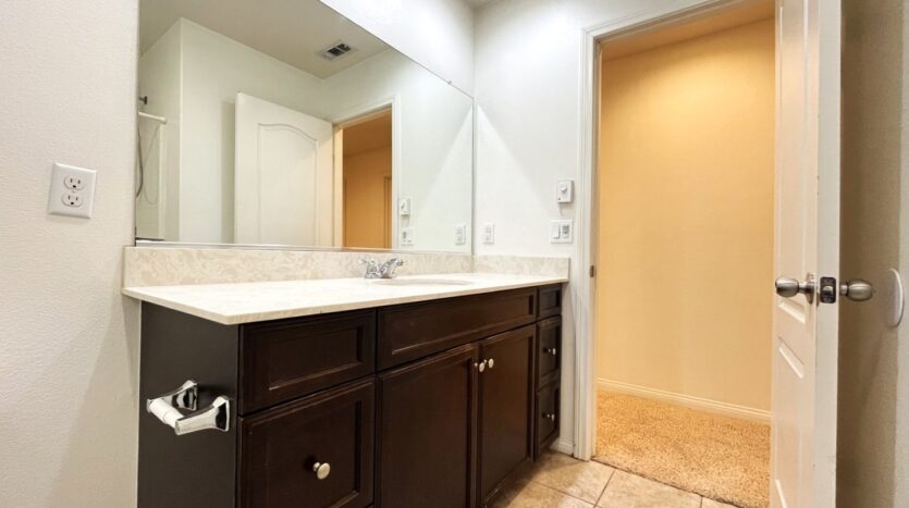 14601 Serenade Dr - Corona - California - 4 bed, 2.5 bath rental property