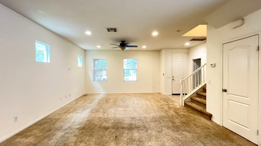 14601 Serenade Dr - Corona - California - 4 bed, 2.5 bath rental property