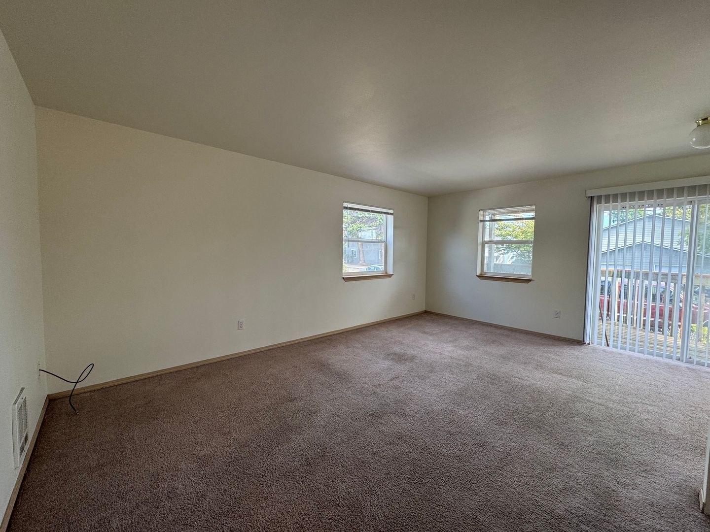 1501 H St. - # 101 - Bellingham - Washington - 2 bed, 1.5 bath rental property