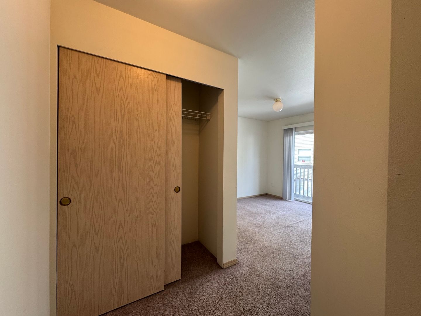 1501 H St. - # 101 - Bellingham - Washington - 2 bed, 1.5 bath rental property