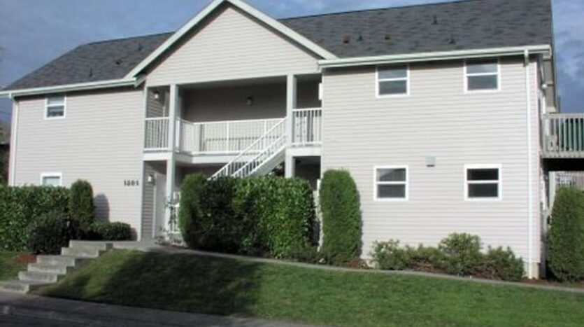 1501 H St. - # 101 - Bellingham - Washington - 2 bed, 1.5 bath rental property