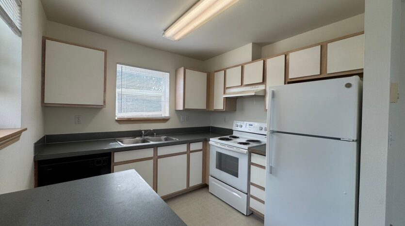 1501 H St. - # 101 - Bellingham - Washington - 2 bed, 1.5 bath rental property