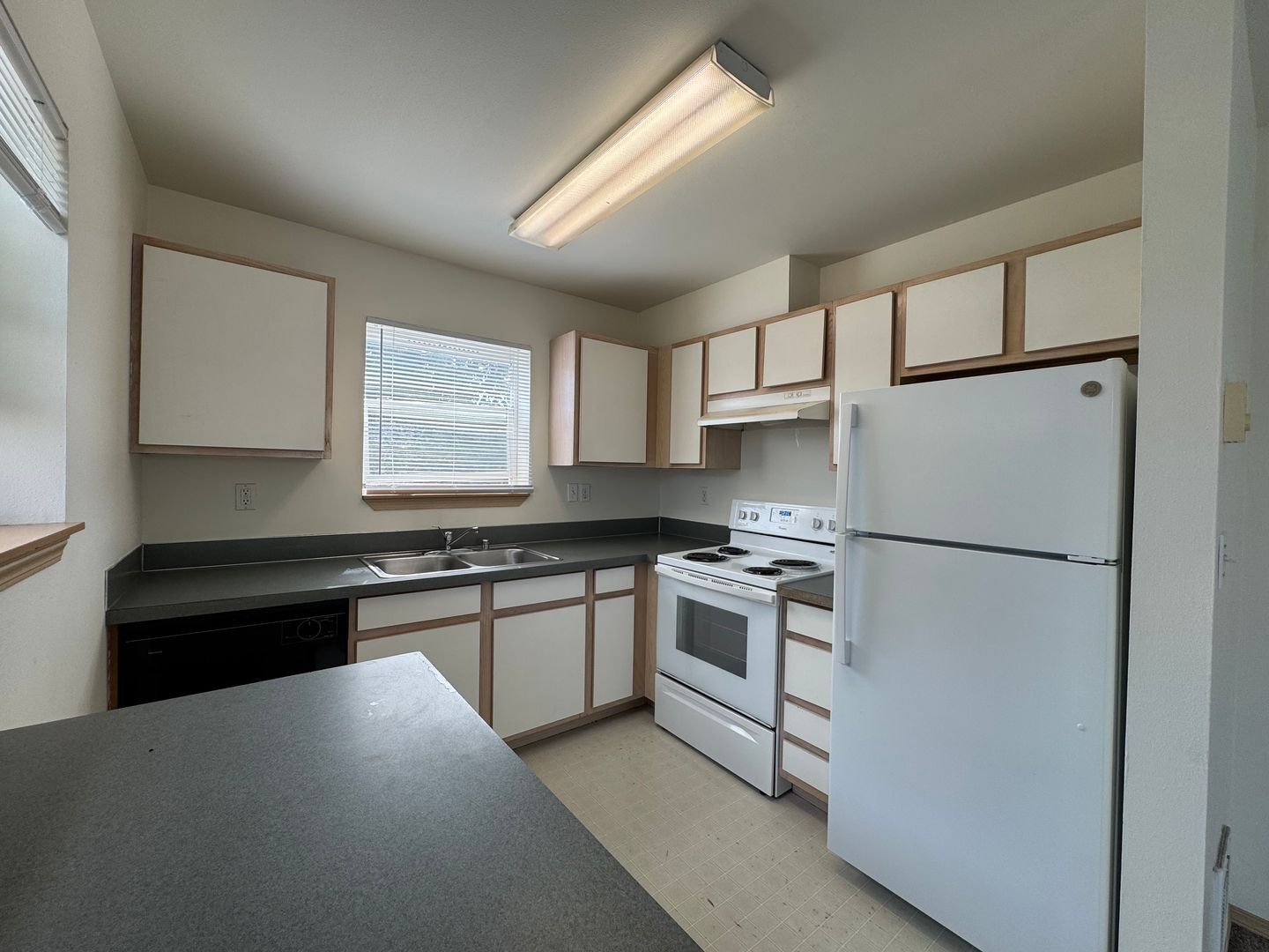 1501 H St. - # 101 - Bellingham - Washington - 2 bed, 1.5 bath rental property