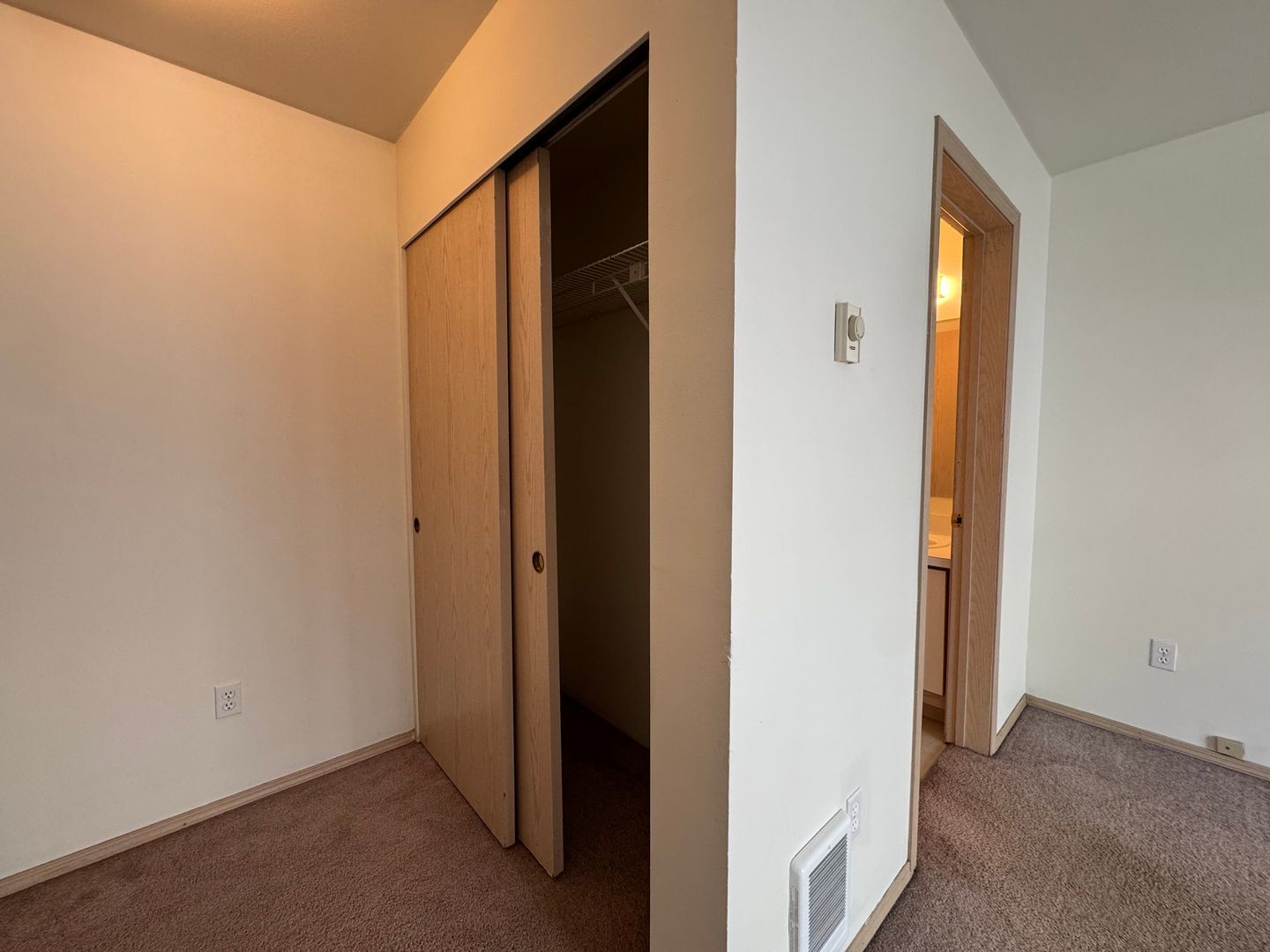 1501 H St. - # 101 - Bellingham - Washington - 2 bed, 1.5 bath rental property