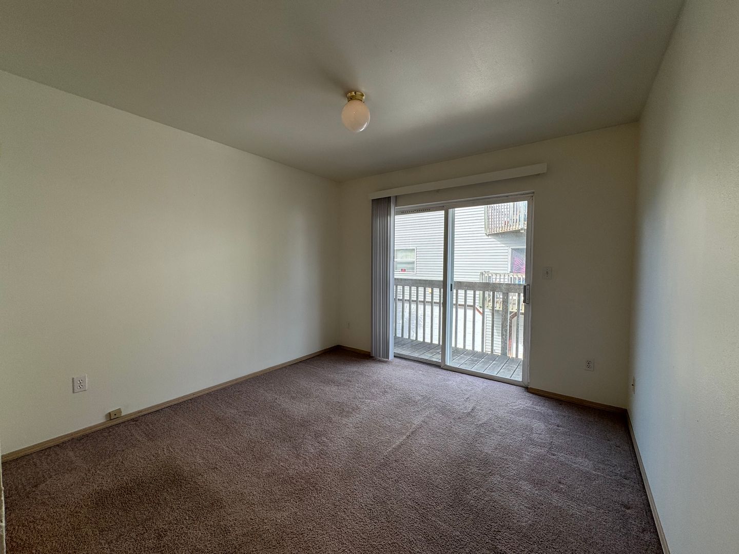1501 H St. - # 101 - Bellingham - Washington - 2 bed, 1.5 bath rental property