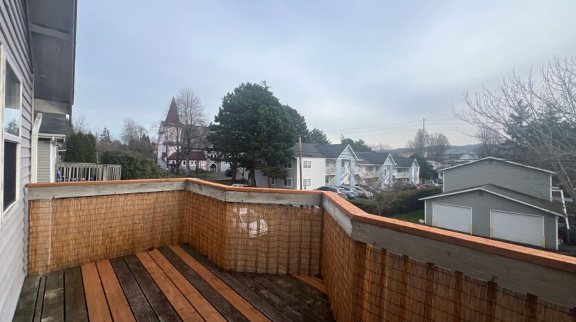 1501 H St. - # 201 - Bellingham - Washington - 2 bed, 1.5 bath rental property