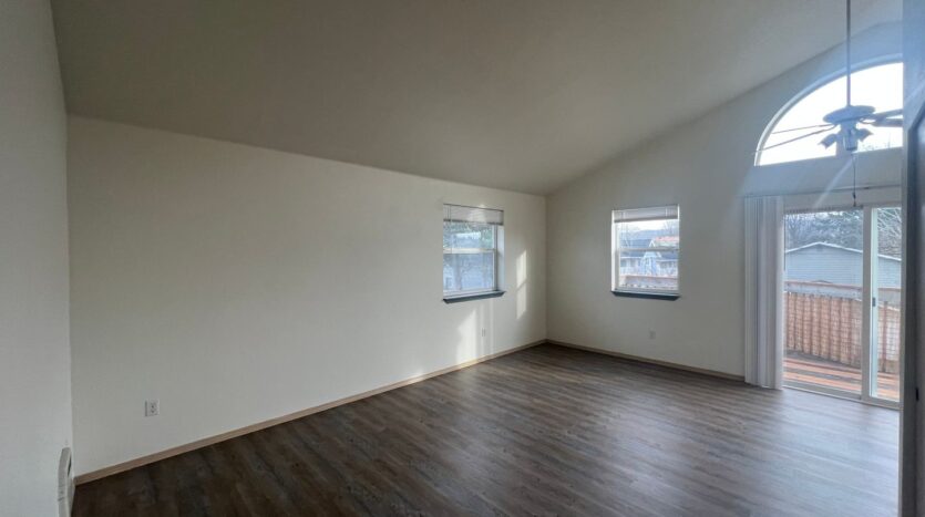 1501 H St. - # 201 - Bellingham - Washington - 2 bed, 1.5 bath rental property