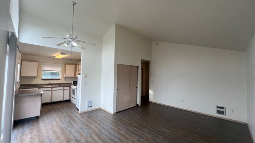 1501 H St. - # 201 - Bellingham - Washington - 2 bed, 1.5 bath rental property