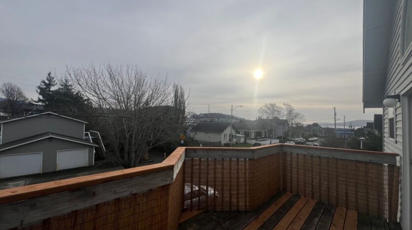 1501 H St. - # 201 - Bellingham - Washington - 2 bed, 1.5 bath rental property