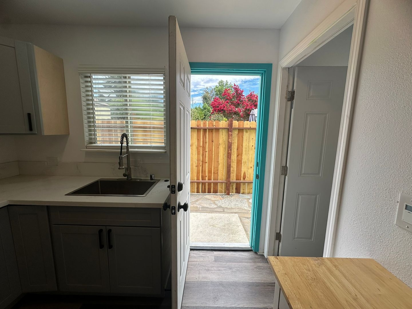 1544 Maryland Ave  - West Sacramento - California - 1 bath rental property