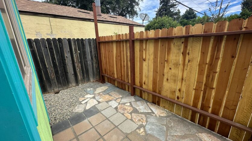 1544 Maryland Ave  - West Sacramento - California - 1 bath rental property