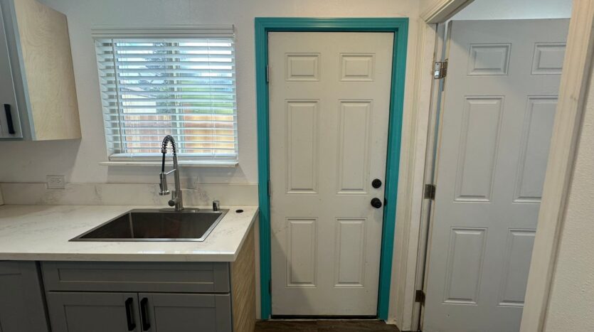 1544 Maryland Ave  - West Sacramento - California - 1 bath rental property