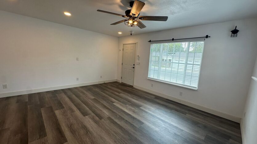 1544 Maryland Ave  - West Sacramento - California - 1 bath rental property