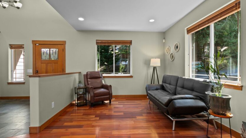 16 Sunflower Cir - Bellingham - Washington - 3 bed, 3 bath rental property