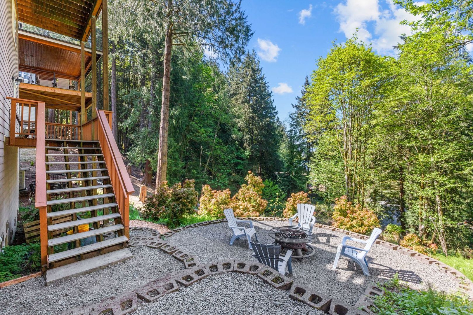 16 Sunflower Cir - Bellingham - Washington - 3 bed, 3 bath rental property